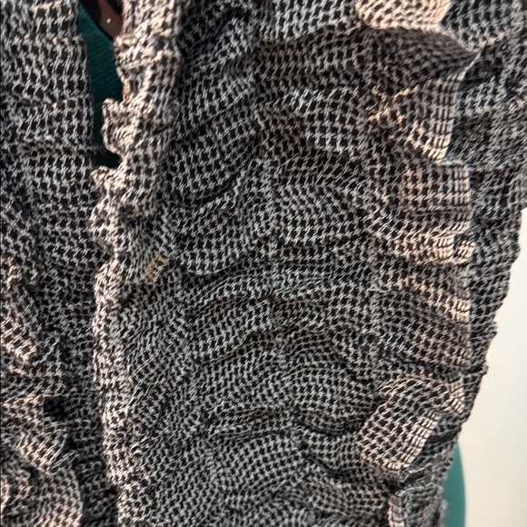 Elegant Gray Women's Scarf - Picture 2 of 2